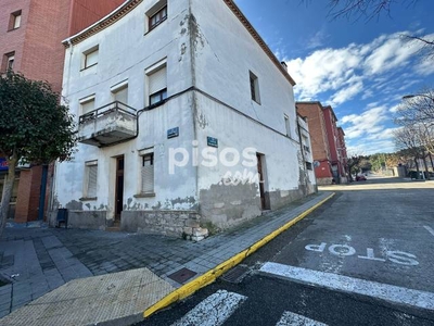 Casa pareada en venta en Plaça de Lleida