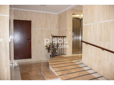 Piso en venta en Ronda de Triana-Patrocinio-Turruñuelo