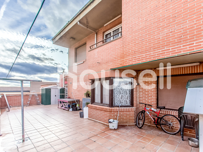 Casa en venta de 214 m² Calle Doctor Bañuelos, 09197 Alfoz de Quintanadueñas (Burgos)