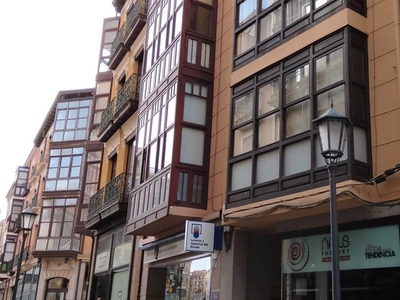 Apartamento de alquiler en Calle de San Torcuato, Casco Antiguo