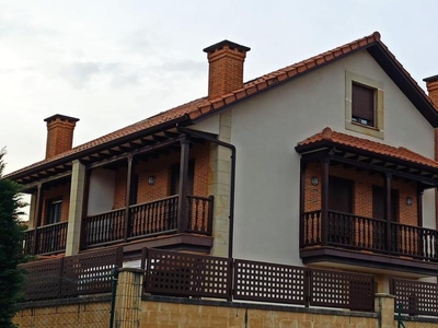 Casa o chalet de alquiler en Castañeda