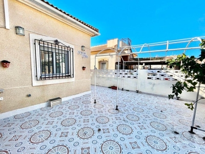 Torrevieja villa en venta