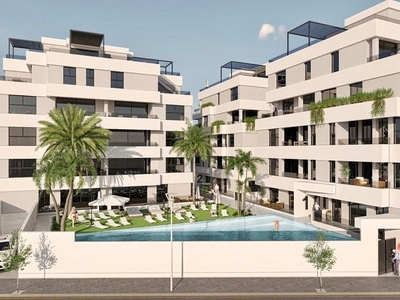 Ático en venta en avenida Emilio Castelar de 2 habitaciones con terraza y piscina