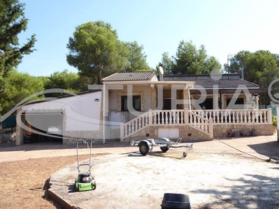 Chalet en venta en Olocau, Valencia