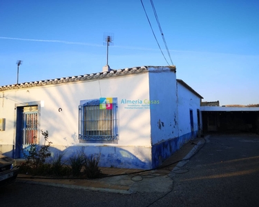 Finca/Casa Rural en venta en Huércal-Overa, Almería