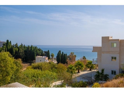 VILLA DE LUJO CON DOS PISCINAS EN BENALMÁDENA COSTA