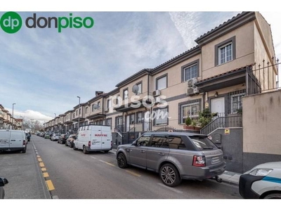 Casa adosada en venta en Calle de la Golondrina