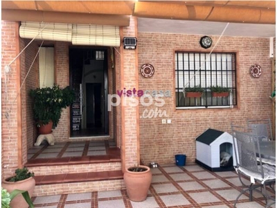 Casa adosada en venta en Mairena del Alcor