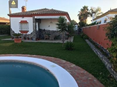 Chalet en Chiclana de la Frontera