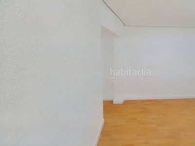 Alquiler piso con 3 habitaciones con aire acondicionado en Valencia