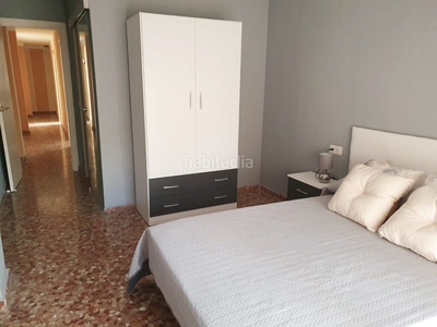 Alquiler piso con 4 habitaciones amueblado en Málaga