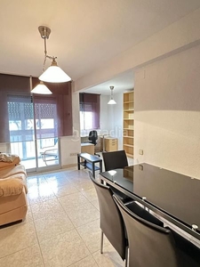 Alquiler piso en alquiler reformado y amueblado de dos habitaciones en Juan de la Cierva!!! en Getafe