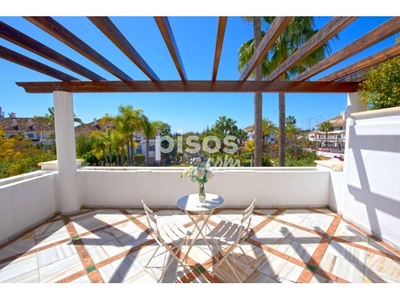 Apartamento en venta en Lomas de Marbella Club-Puente Romano