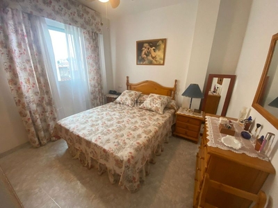 Apartamento se vende acogedor piso en Lo Pagán, muy cerca de la playa. 
consta de 2 dormitorios y un baño. 
cuenta con aire acondicionado, armarios empotrados y plaza de garaje. 
¿te vienes a verla?
envía whats app al 6 3 4 5 4 3 3 7 4 y queda co en San Pedro del Pinatar