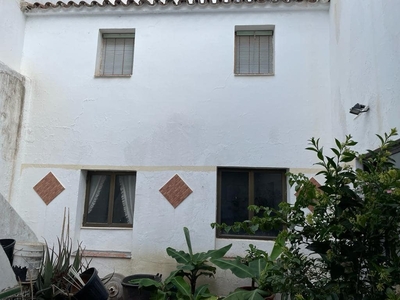 Casa en venta en Centro, Estepona, Málaga