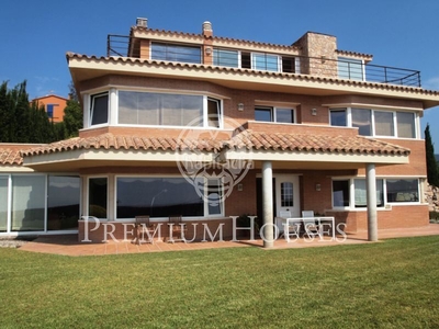 Casa exclusiva propiedad en venta con espectaculares vistas en sant cebriá de vallalta en Sant Cebrià de Vallalta