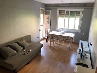 Habitaciones en Pza. Copernic, Sabadell por 350€ al mes