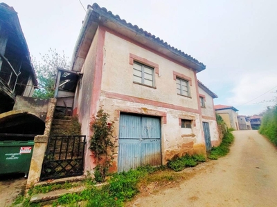 Venta Casa rústica Cudillero. 64 m²