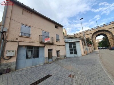 Venta de casa con terraza en centro (Teruel), Centro