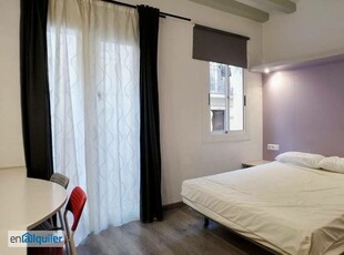 Acogedor estudio semi-independiente en alquiler en El Raval