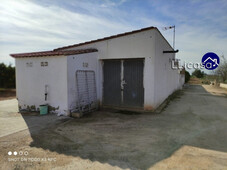 Casa con terreno en Llíria