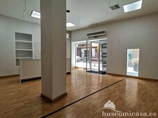 Venta Casa pareada en Calle Canalejas Linares. Muy buen estado con balcón 340 m²