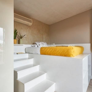 Alquiler apartamento fantástico dúplex con terraza en el born en Barcelona