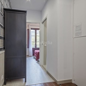 Alquiler apartamento precioso piso en el eixample en Barcelona