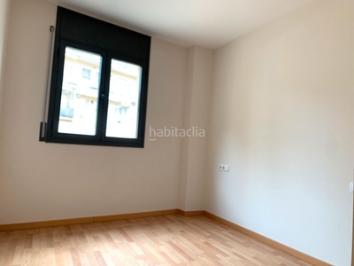 Alquiler piso con 2 habitaciones con ascensor, calefacción y aire acondicionado en Sabadell