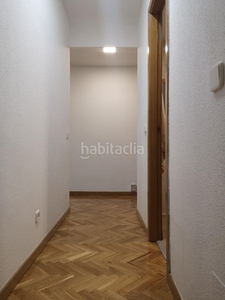 Alquiler piso con 2 habitaciones con ascensor, parking y calefacción en Escorial (El)
