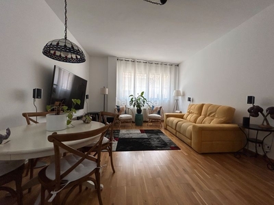 Alquiler piso con 3 habitaciones con calefacción y aire acondicionado en Sant Quirze del Vallès