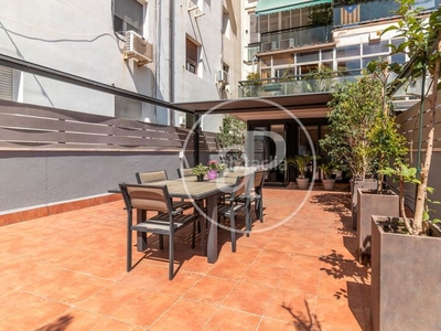 Alquiler piso en alquiler amueblado y con terraza en calle buenos aires, eixample esquerra en Barcelona