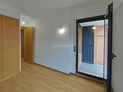 Alquiler piso en alquiler de 2 habitaciones en Creu de Barberà en Sabadell