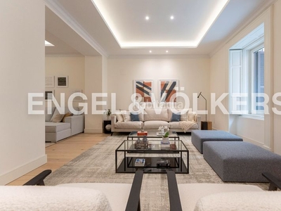 Alquiler piso fabuloso piso en Almagro - corta estancia en alquiler en Madrid