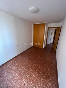Alquiler piso se alquila piso en Pinedo en la calle mossen cuenca en Valencia