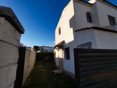 Casa chalet adosado en venta en casalot en El Casalot Mont-roig del Camp