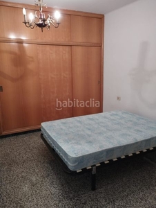 Piso en calle benito pérez galdós piso con 4 habitaciones con ascensor en Alzira