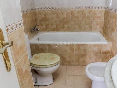 Piso en venta en calle poeta muñoz san román, , sevilla en Camas