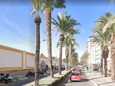 Piso se vende piso nuevo en el centro de la ciudad con 3 dormitorios y 3 baños con plaza de garaje en Cartagena