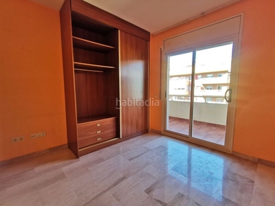 Piso vivienda de 4 habitaciones en Barenys Salou