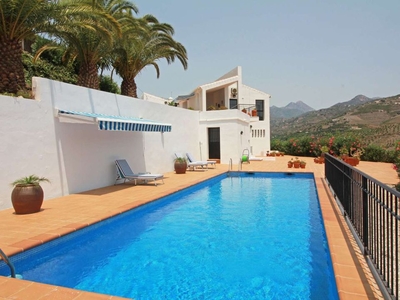 Torrox villa en venta