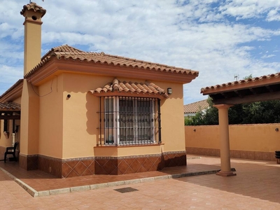 Venta Casa unifamiliar Chiclana de la Frontera. Con terraza 181 m²