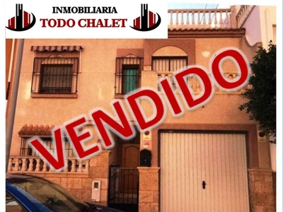 Venta Casa adosada Roquetas de Mar. Buen estado con terraza 180 m²