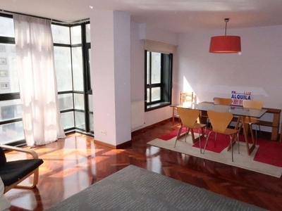 Alquiler de piso en Riazor - Los Rosales de 1 habitación con garaje y muebles