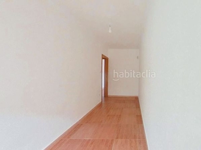 Alquiler piso con 2 habitaciones con calefacción en Cerdanyola del Vallès