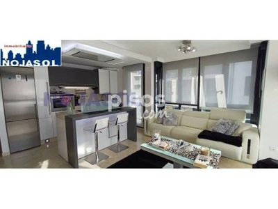 Apartamento en venta en Paseo de Trengandín