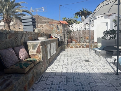 Dúplex en venta en calle El Greco de 4 habitaciones con terraza y piscina
