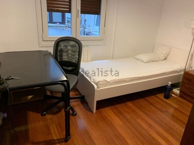 Habitaciones en Avda. Ramon y Cajal, Bilbao por 375€ al mes