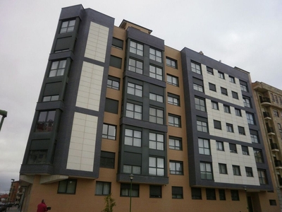 Piso en alquiler en Centro - Burgos de 1 habitación con terraza y garaje