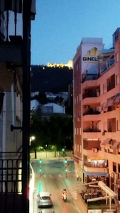 Piso en alquiler en Peñamefecit - Avda Barcelona de 3 habitaciones con muebles y balcón